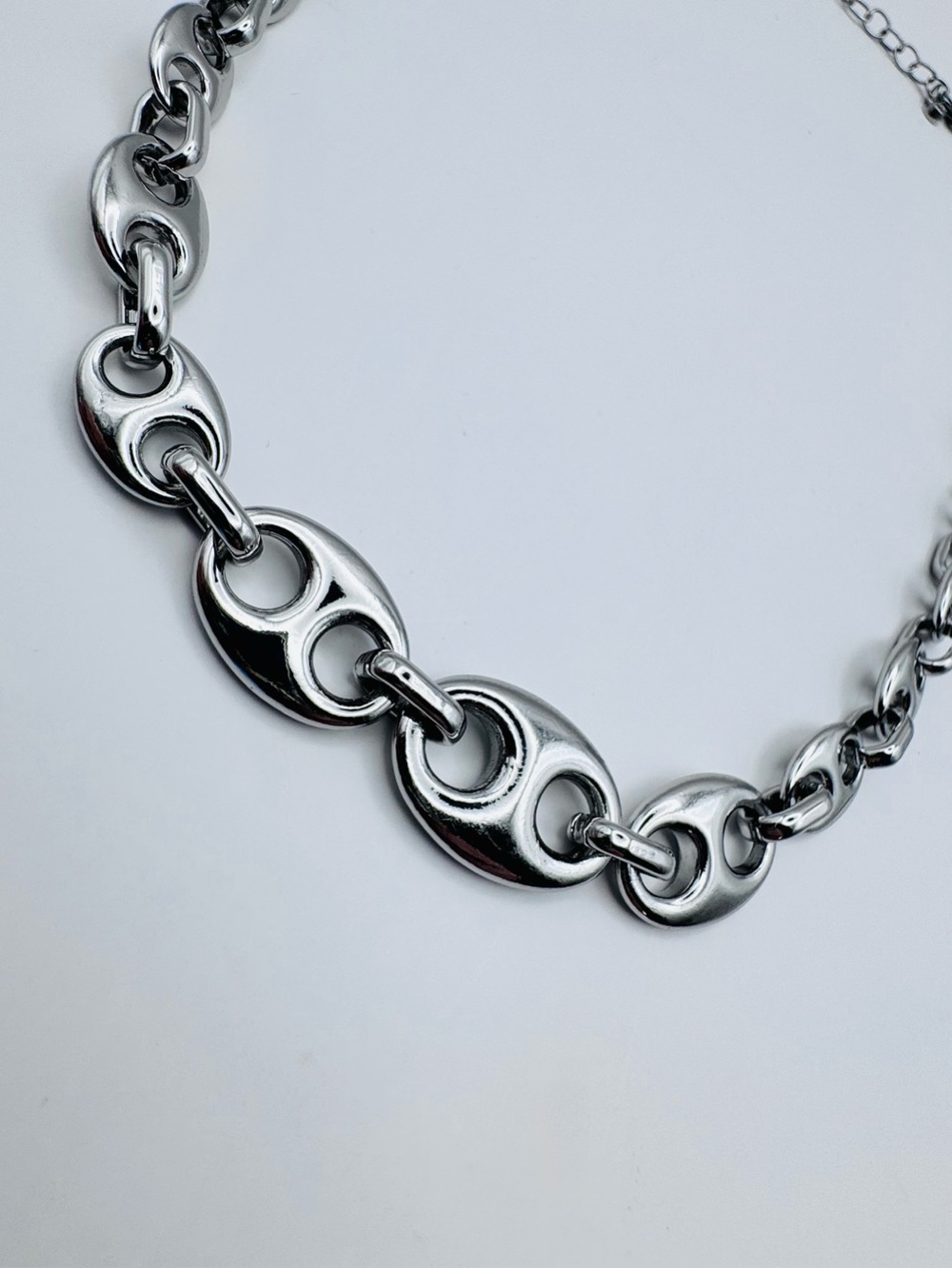 On 34th Classic Silver Tone Puffed Mariner Graduated Link Necklace